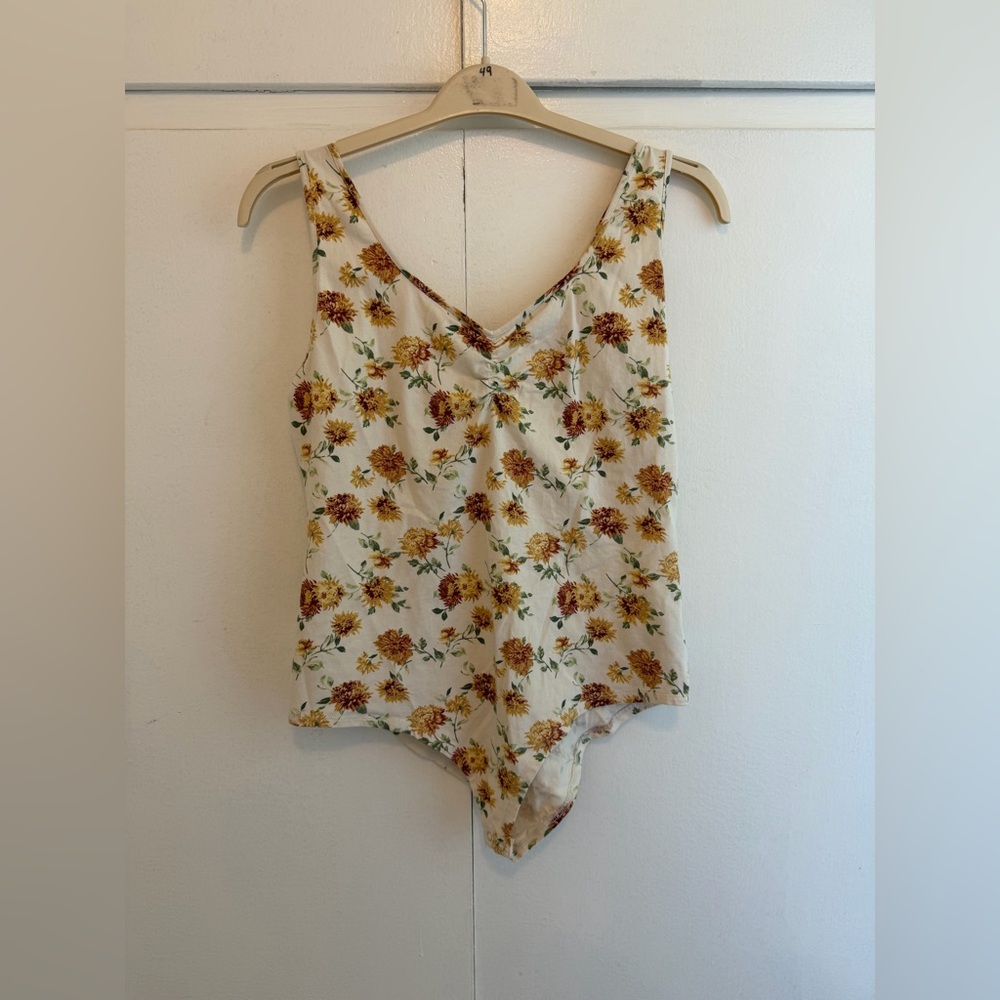 Forever 21 XL Yellow Floral Bodysuit Cotton Blend Tank Top Sleeveless Snap EUC